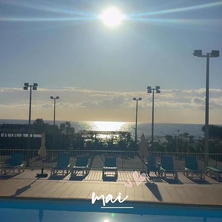 Studio 4 Personnes Bord De Mer Avec Piscine Wifi سيرفيون المظهر الخارجي الصورة
