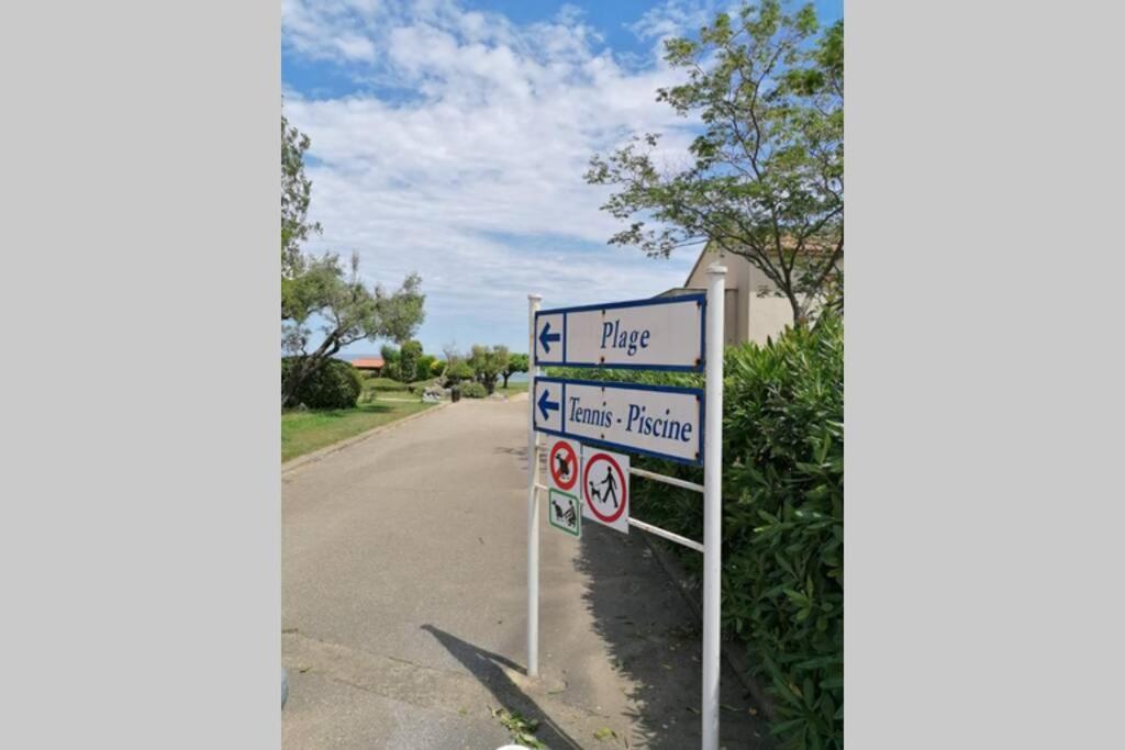 Studio 4 Personnes Bord De Mer Avec Piscine Wifi سيرفيون المظهر الخارجي الصورة
