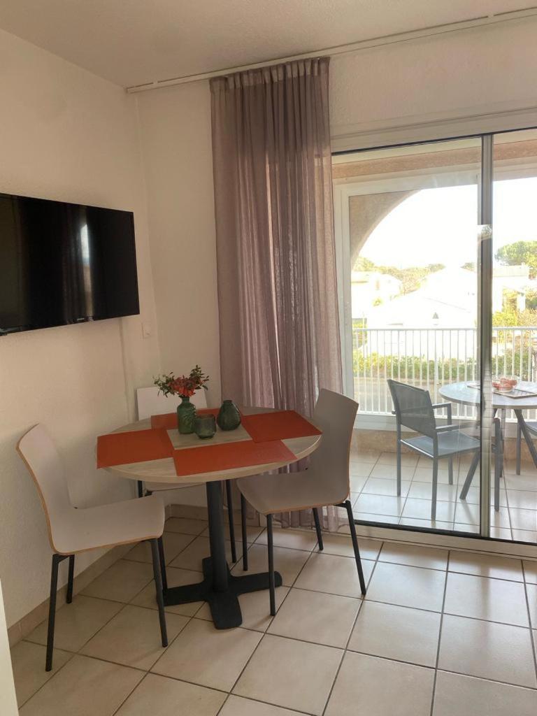 Studio 4 Personnes Bord De Mer Avec Piscine Wifi سيرفيون المظهر الخارجي الصورة